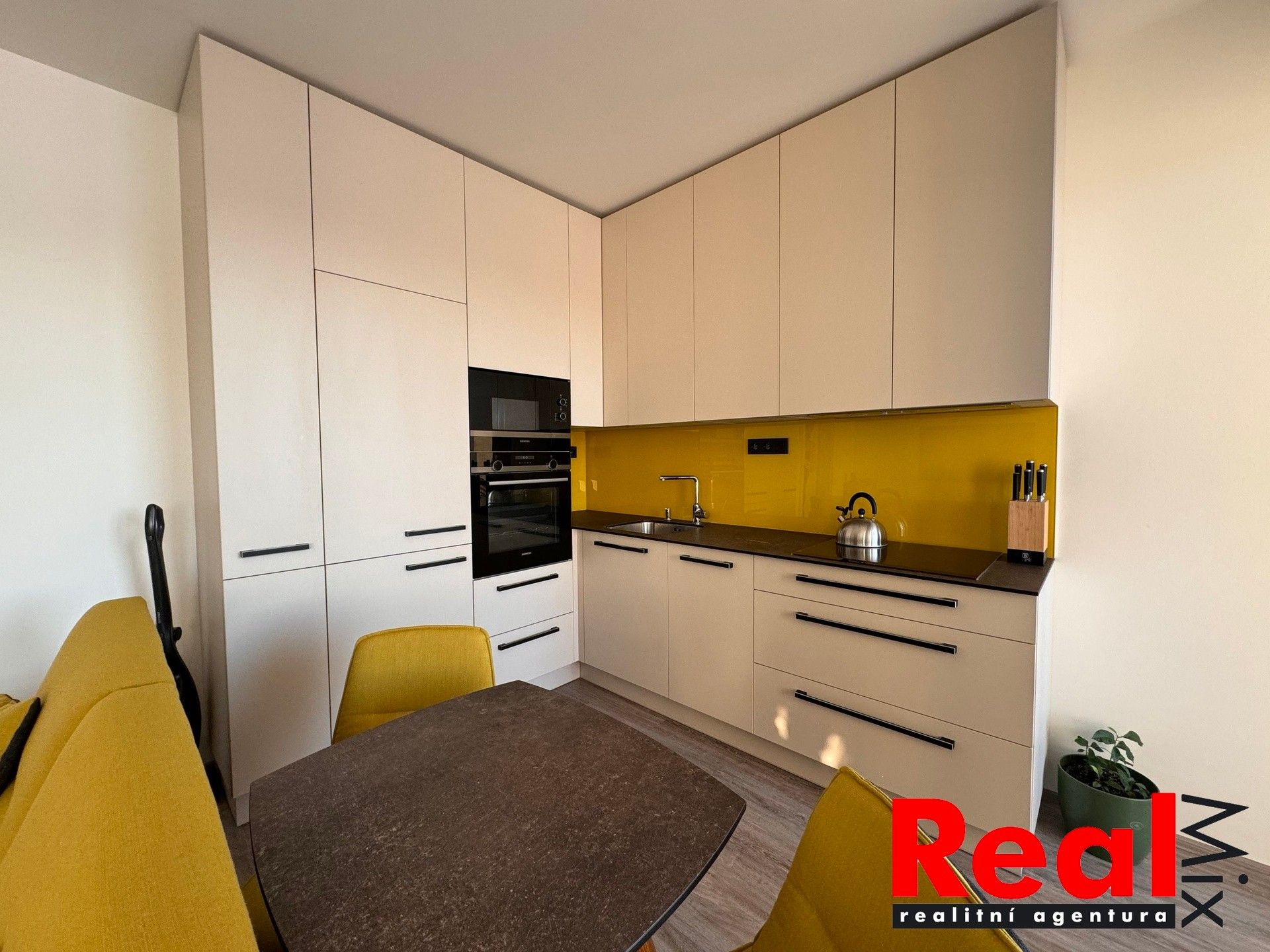 1+kk, Příční, Střelice, 33 m²