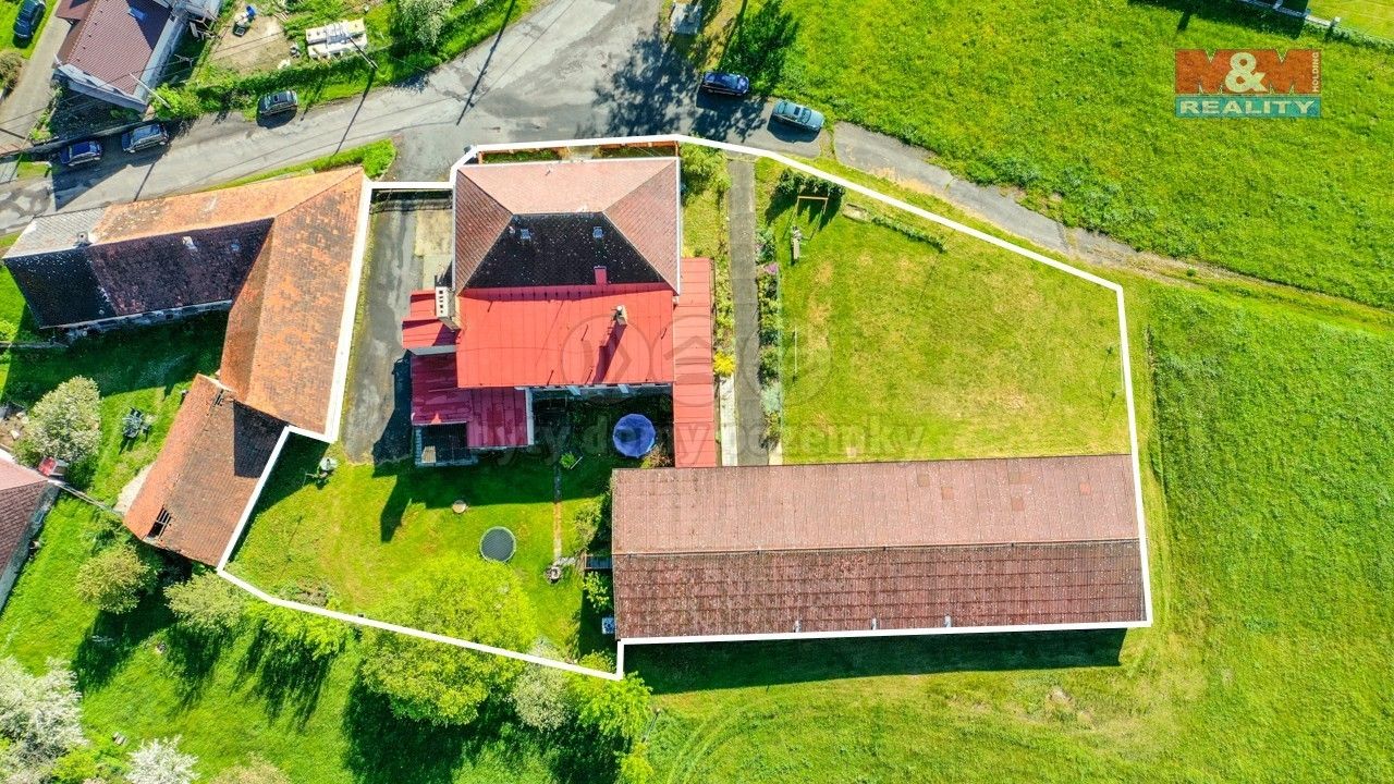 Prodej rodinný dům - Miřenice, Nalžovské Hory, 800 m²