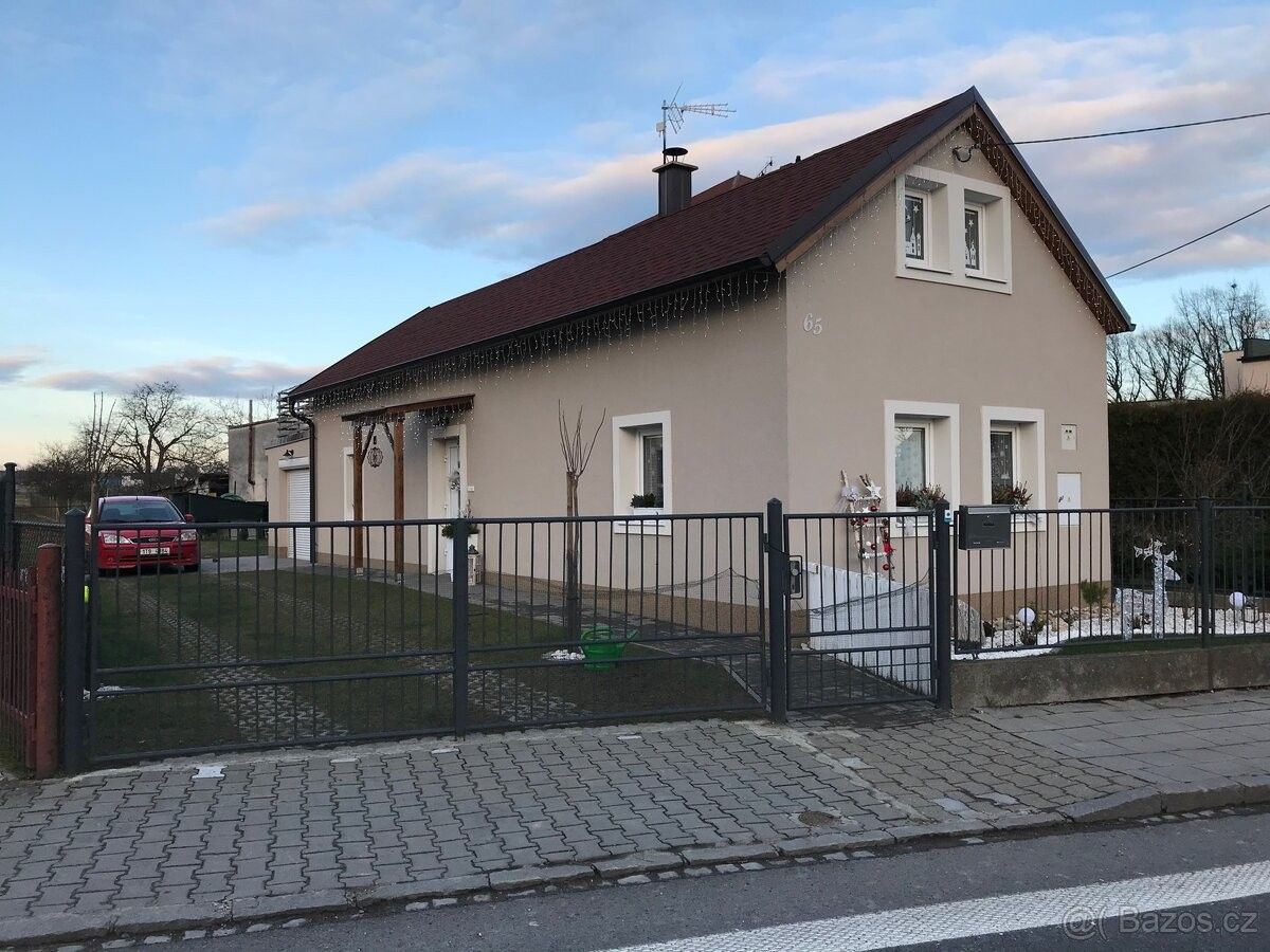 Rodinné domy, Dolní Benešov, 747 22