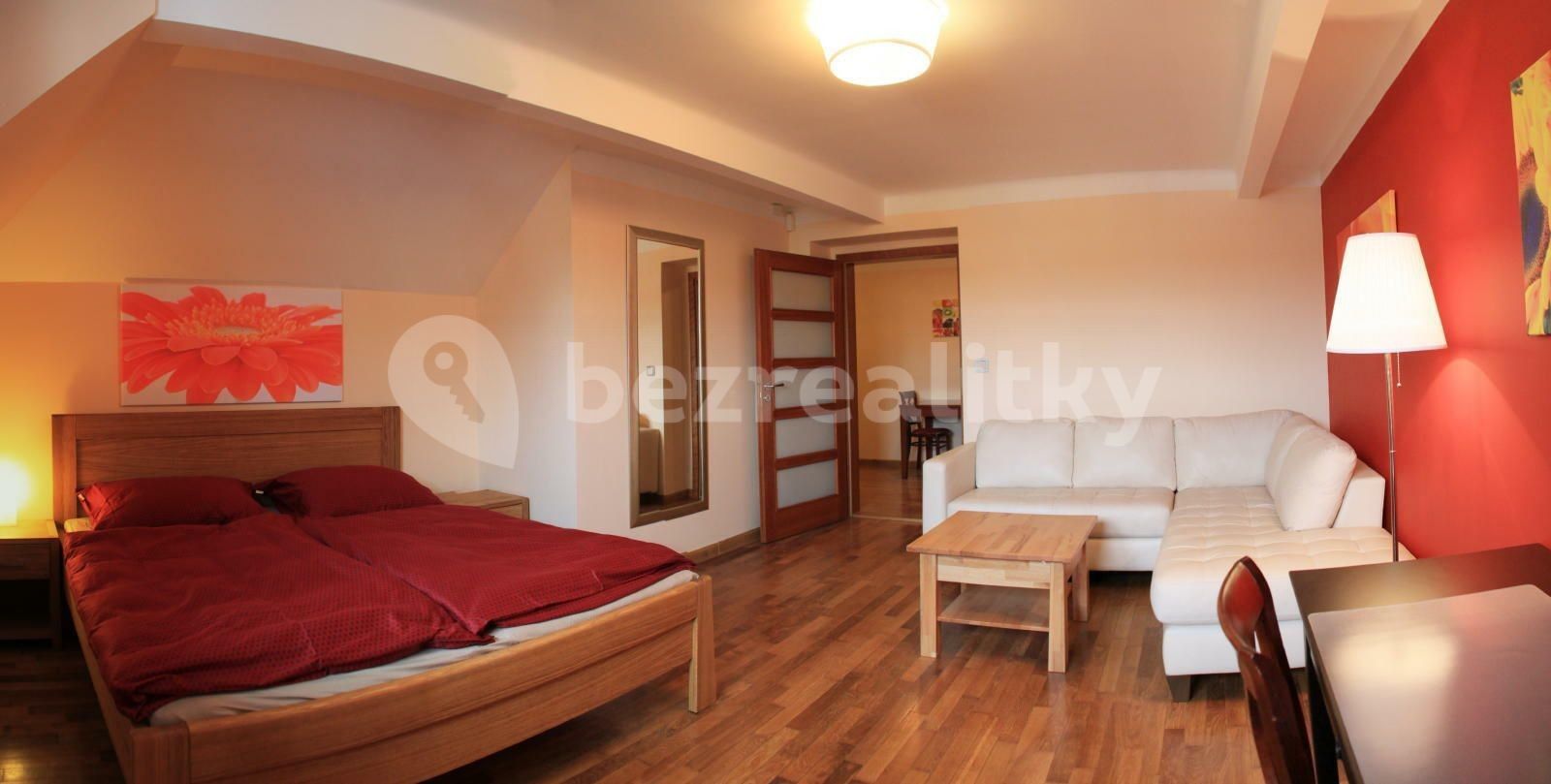 1+1, Kyjevská, Praha - Bubeneč, 45 m² - 1