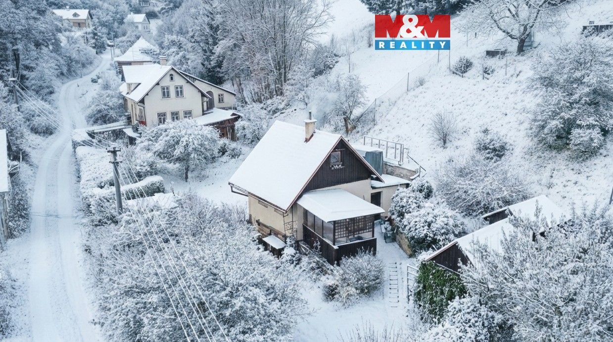 Chaty, Jenišovice, 77 m²