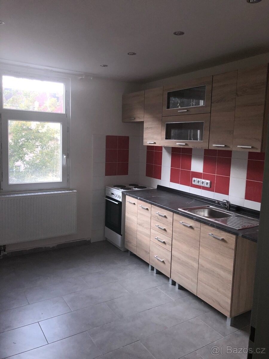 Pronájem byt - Chomutov, 430 01