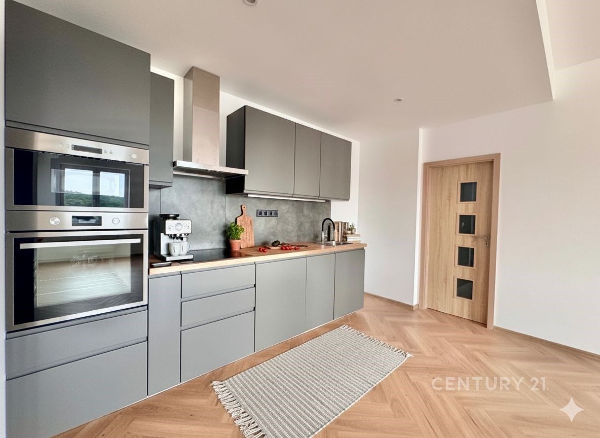 2+kk, Sokolovská, Praha, 48 m²