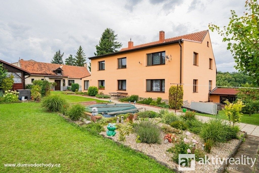 Rodinné domy, Vodochody, 225 m²