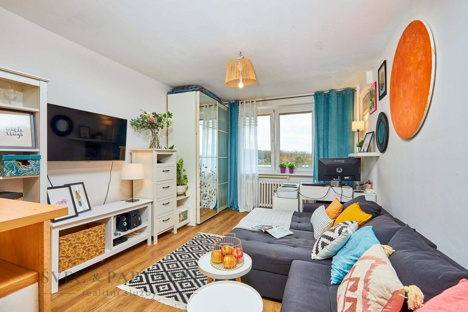 2+kk, Štúrova, Praha, 40 m²