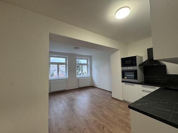 1+kk, Na Petynce, Praha, 39 m²