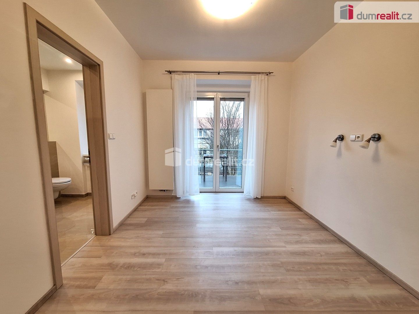 Pronájem byt 2+kk - Severozápadní III, Praha, 36 m²
