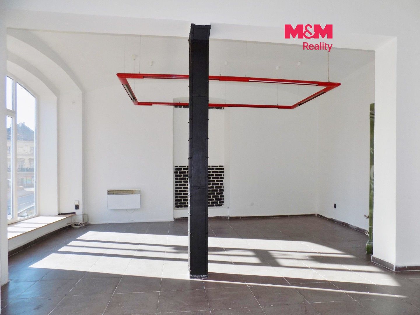 Obchodní prostory, U nádraží, Teplice, 68 m² - 1