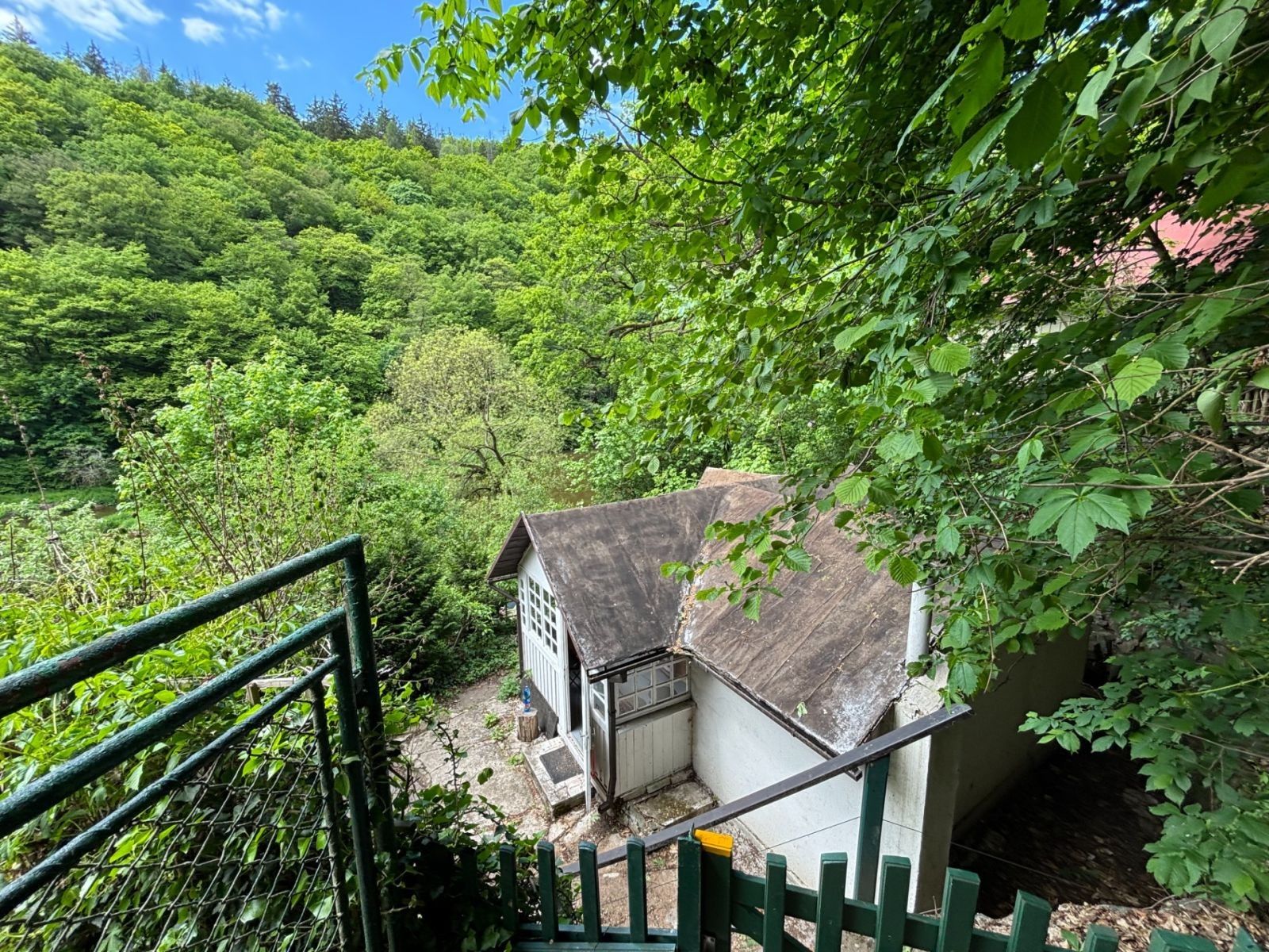 Chaty, Jílové u Prahy - Luka pod Medníkem, Středočeský kraj, 29 m² - 2
