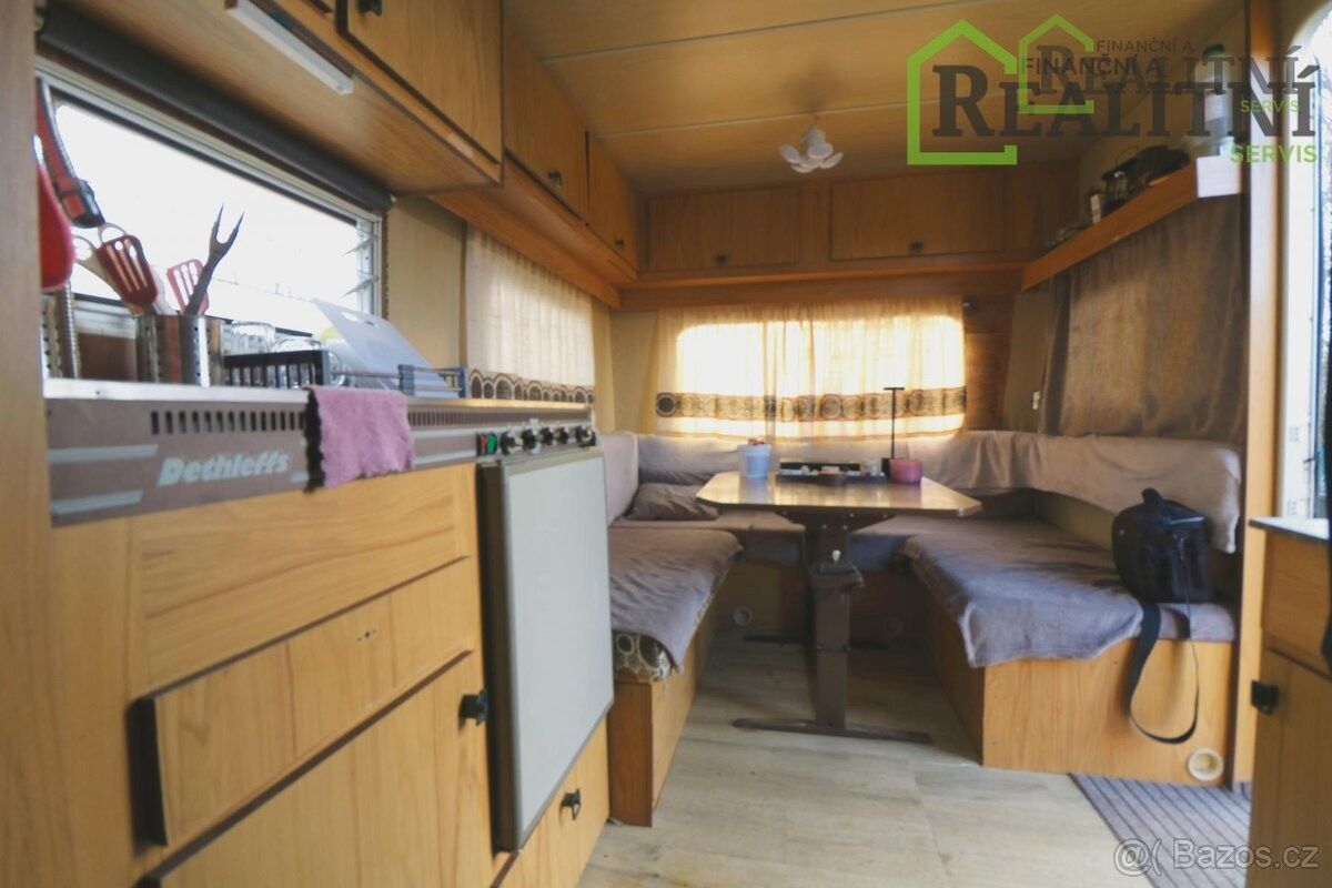 Chaty, Praha, 165 00