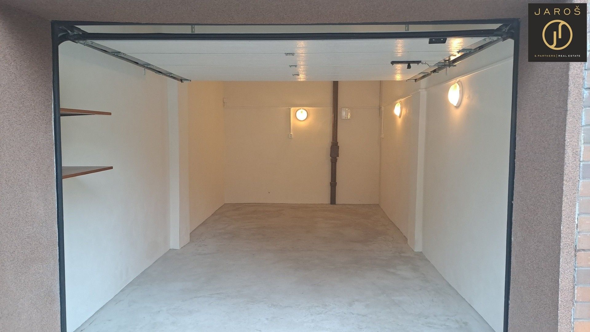 Garáže, Mattoniho nábřeží, Karlovy Vary, 25 m² - 2