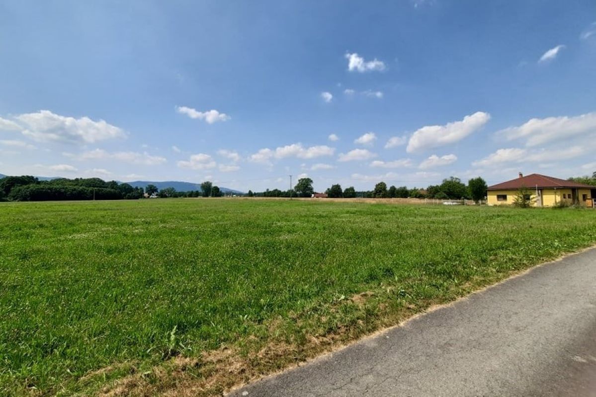 Prodej zemědělský pozemek - Ropice, 7 527 m²