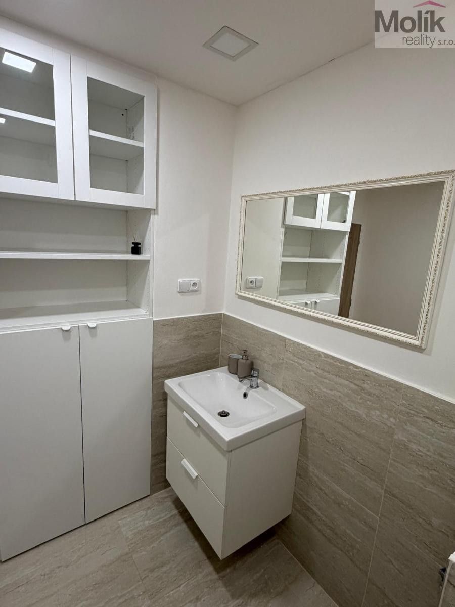 3+1, Zemská, Teplice, 67 m² - 2