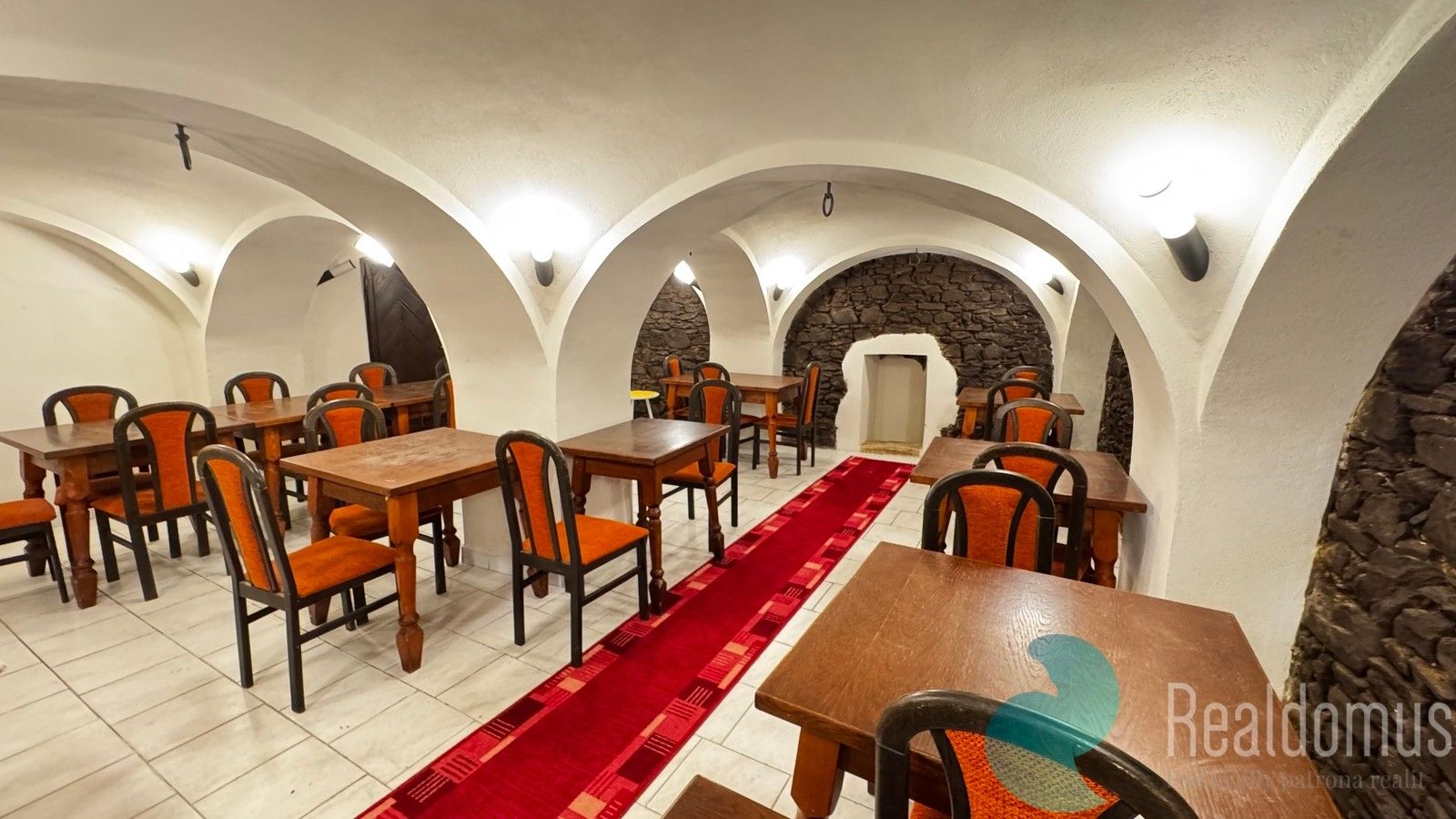 Restaurace · 200 m² · Velké náměstí, Prachatice I - 4
