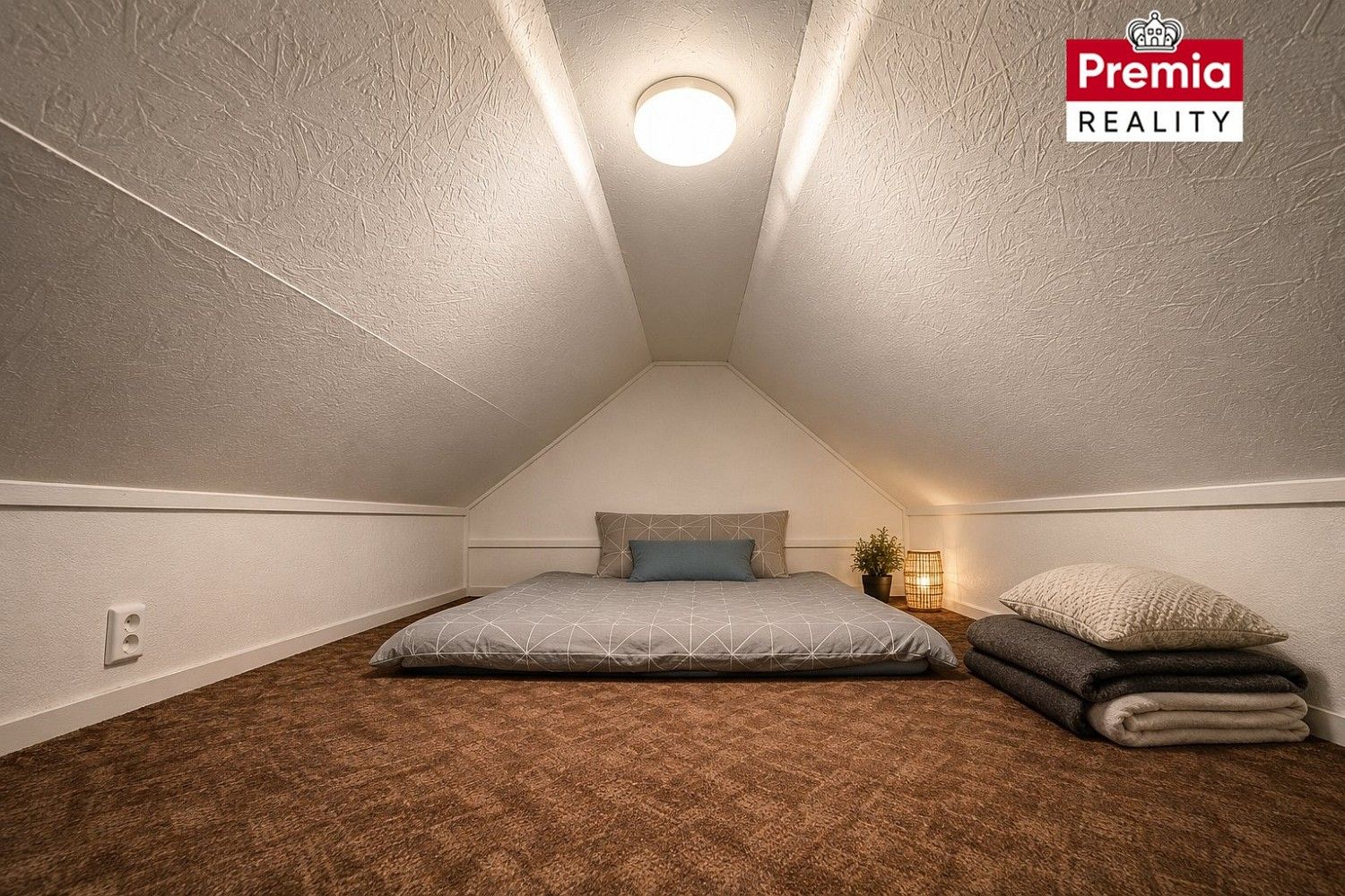 Komerční nemovitost · 24 m² · Peruc - Pátek, okres Louny - 4