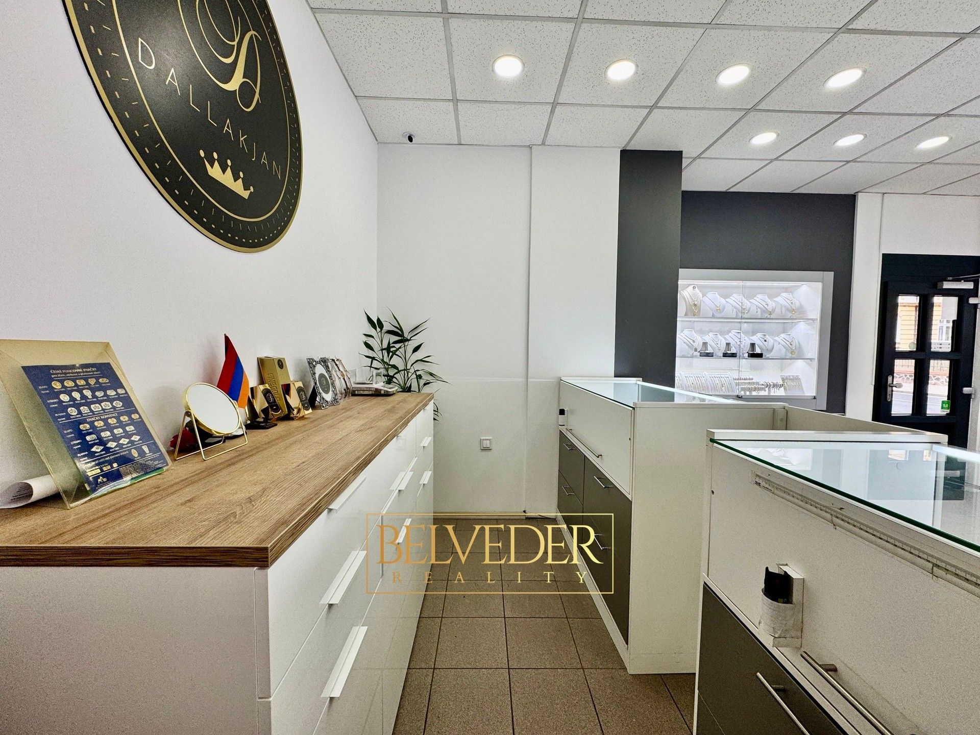 Pronájem obchodní prostory - Masarykova třída, Teplice, 50 m²