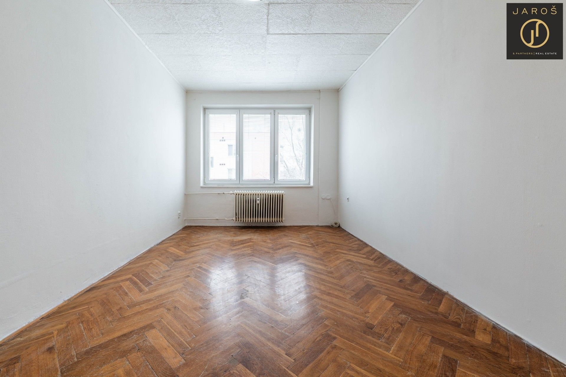 Prodej byt 2+1 - Družstevní, Pardubice, 52 m²