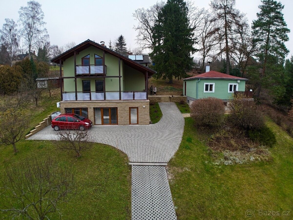 Rodinné domy, Turnov, 511 01