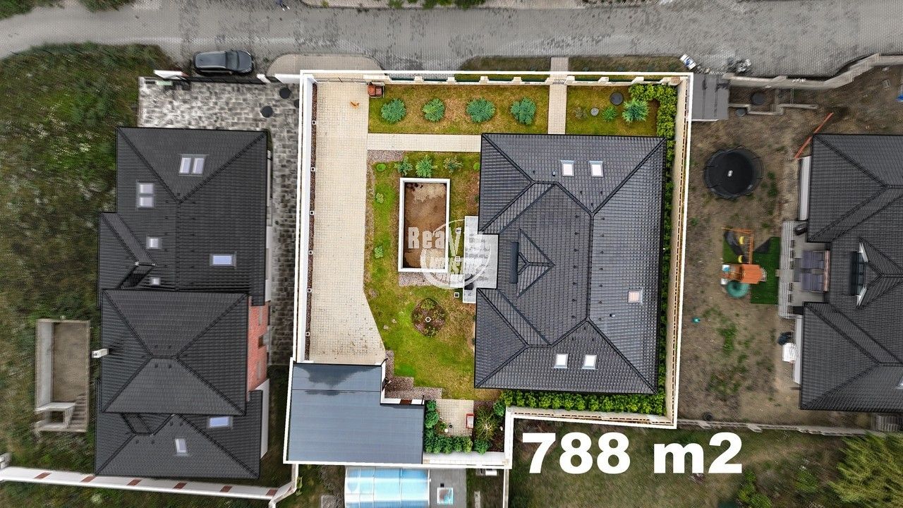 Prodej rodinný dům - Zemědělská, Mělník, 378 m²