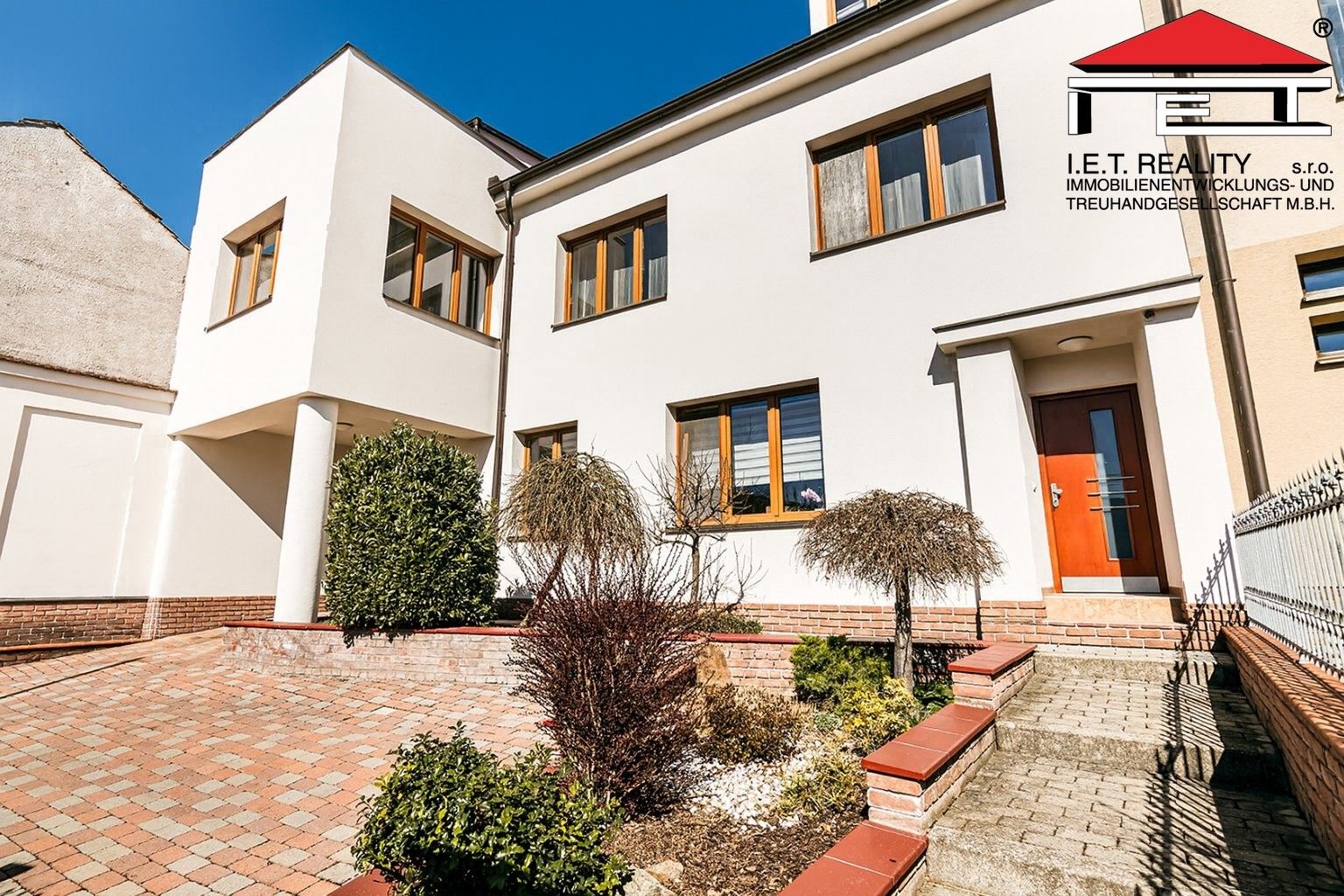 Rodinné domy, Komín, Brno, 332 m²