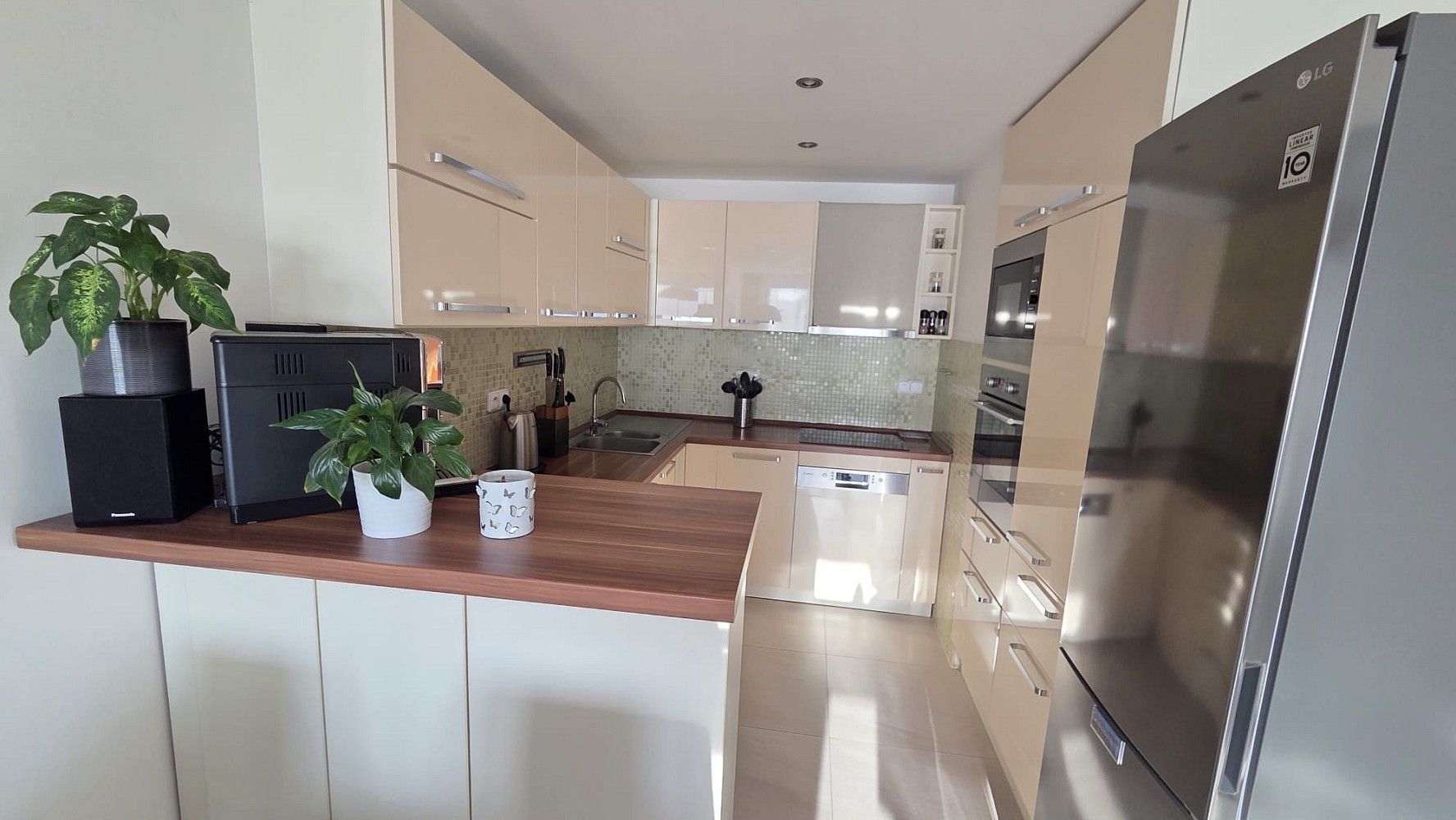 Byt 3+kk · 73 m² · Praha - Horní Měcholupy, okres Praha 15, Hlavní město Praha - 3