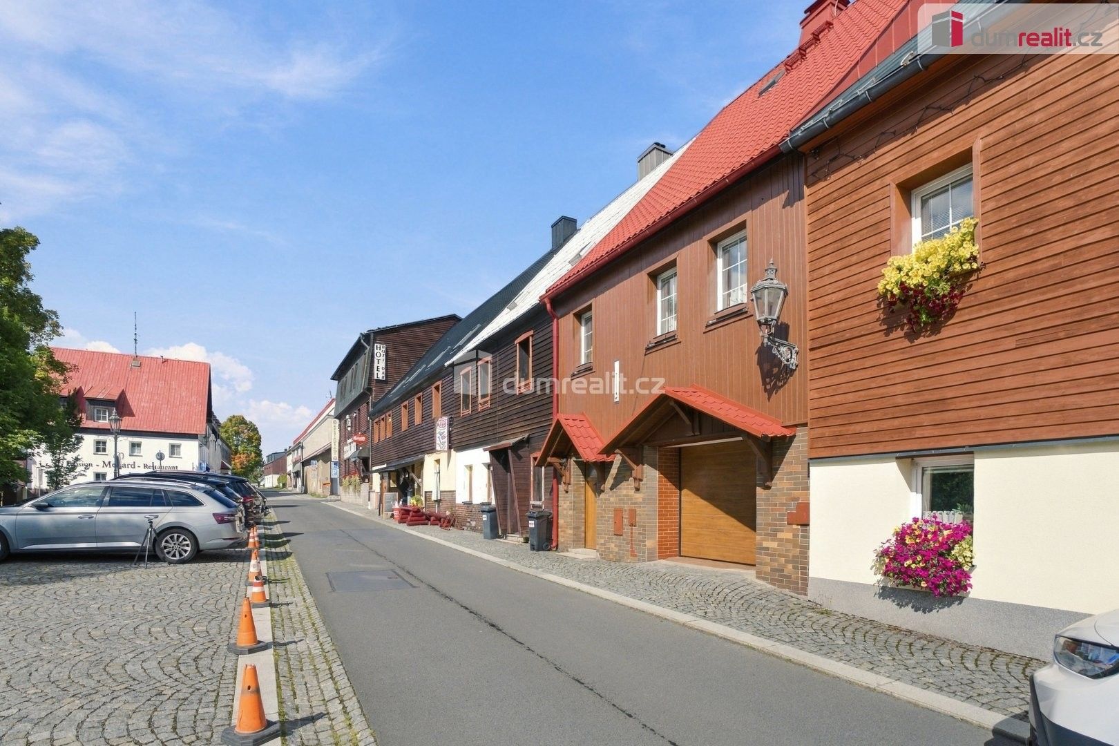 Rodinné domy, Boží Dar, 180 m² - 1