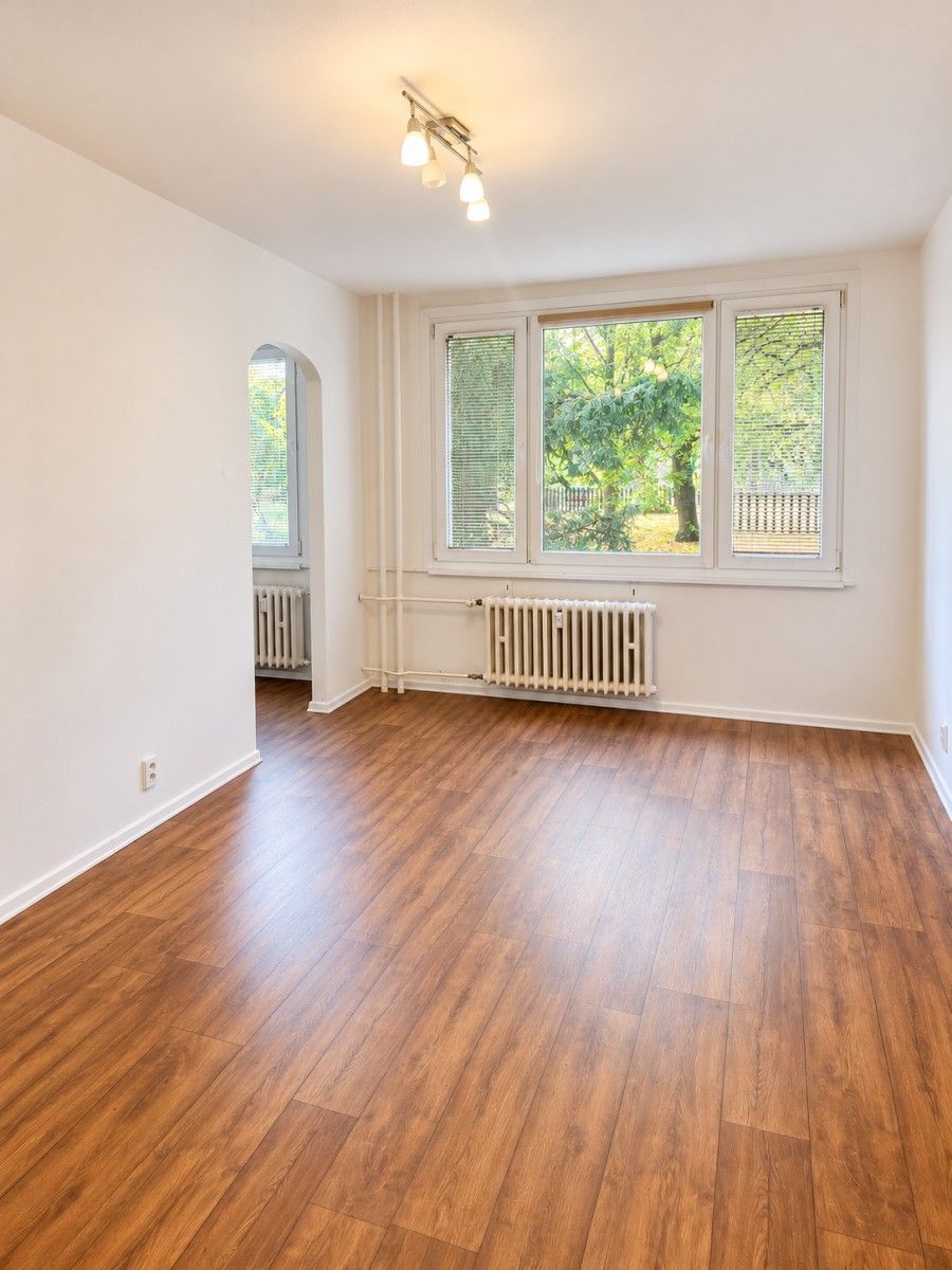 3+1, Varnsdorfská, Praha - Střížkov, 55 m² - 1