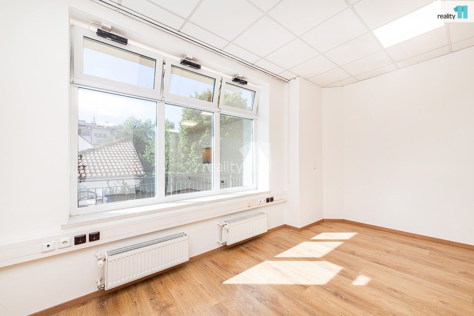 Kanceláře, Smolenská, Praha, 48 m² - 1