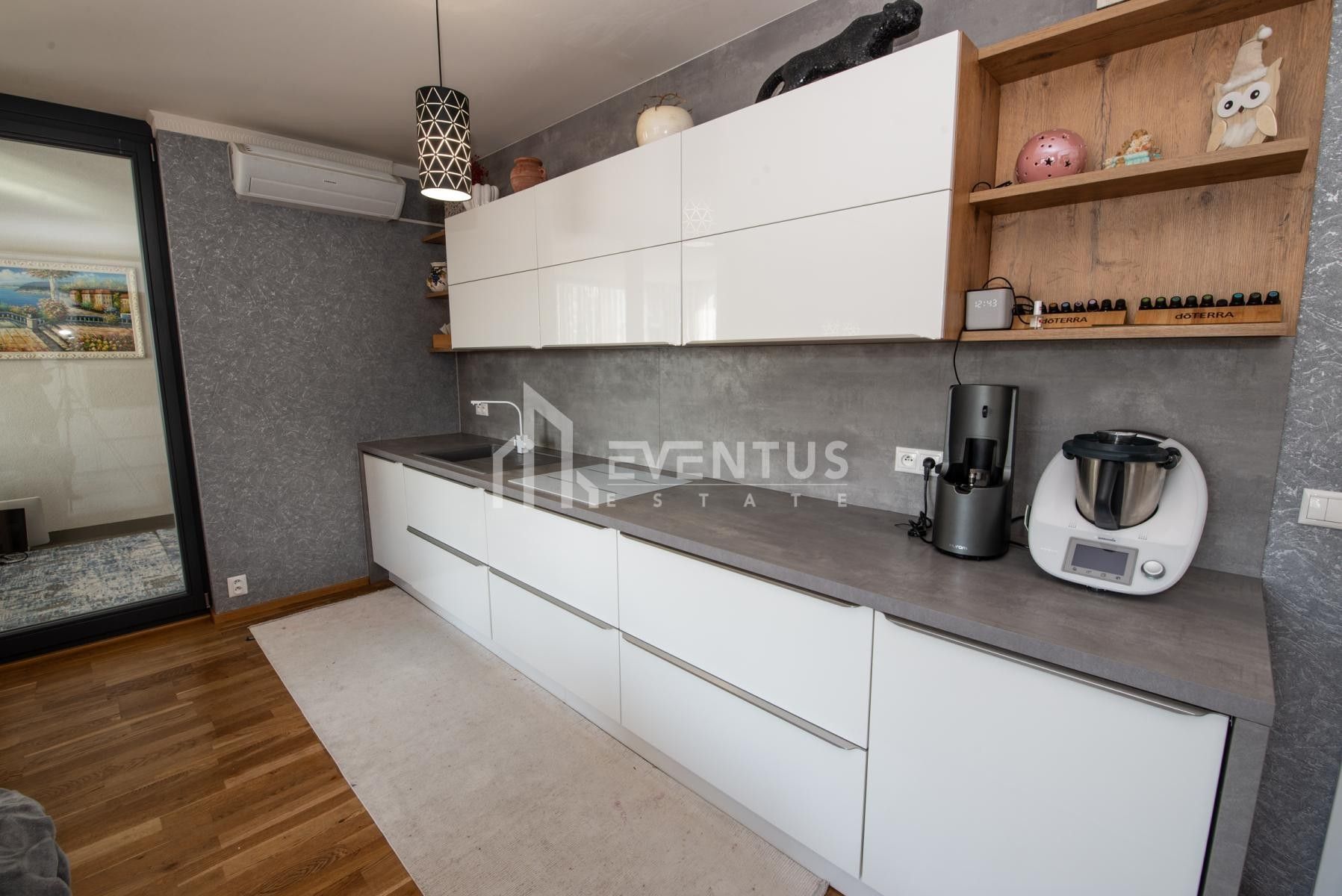 Prodej byt 4+kk - Střížkovská, Praha, 143 m²