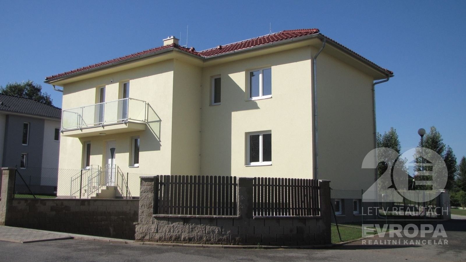 Rodinné domy, Pod Valem II., Průhonice, 280 m²