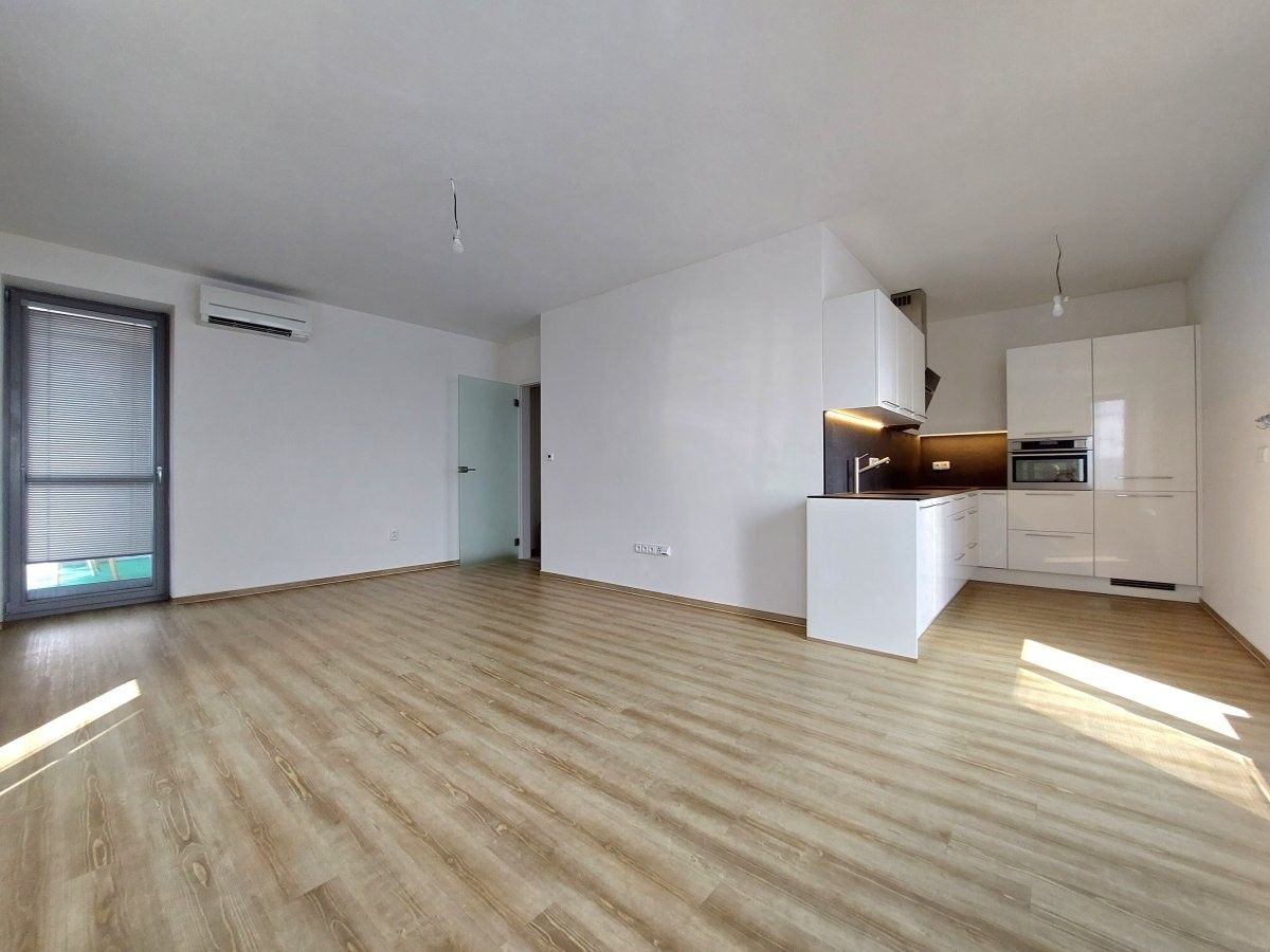 Pronájem byt 3+kk - Na Špici, Chrudim, 84 m²