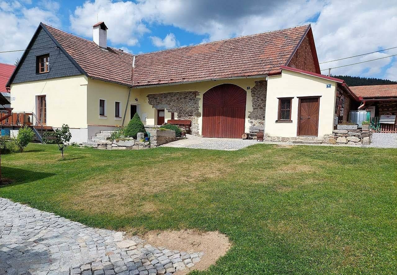 Chaty, Stachy - Úbislav, Jihočeský kraj - 1