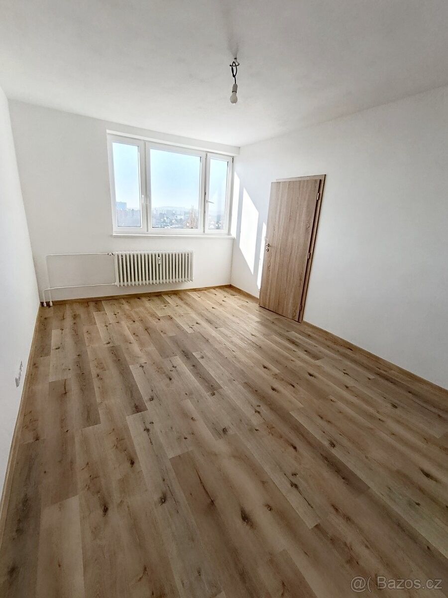 Pronájem byt - Ostrava, 708 00