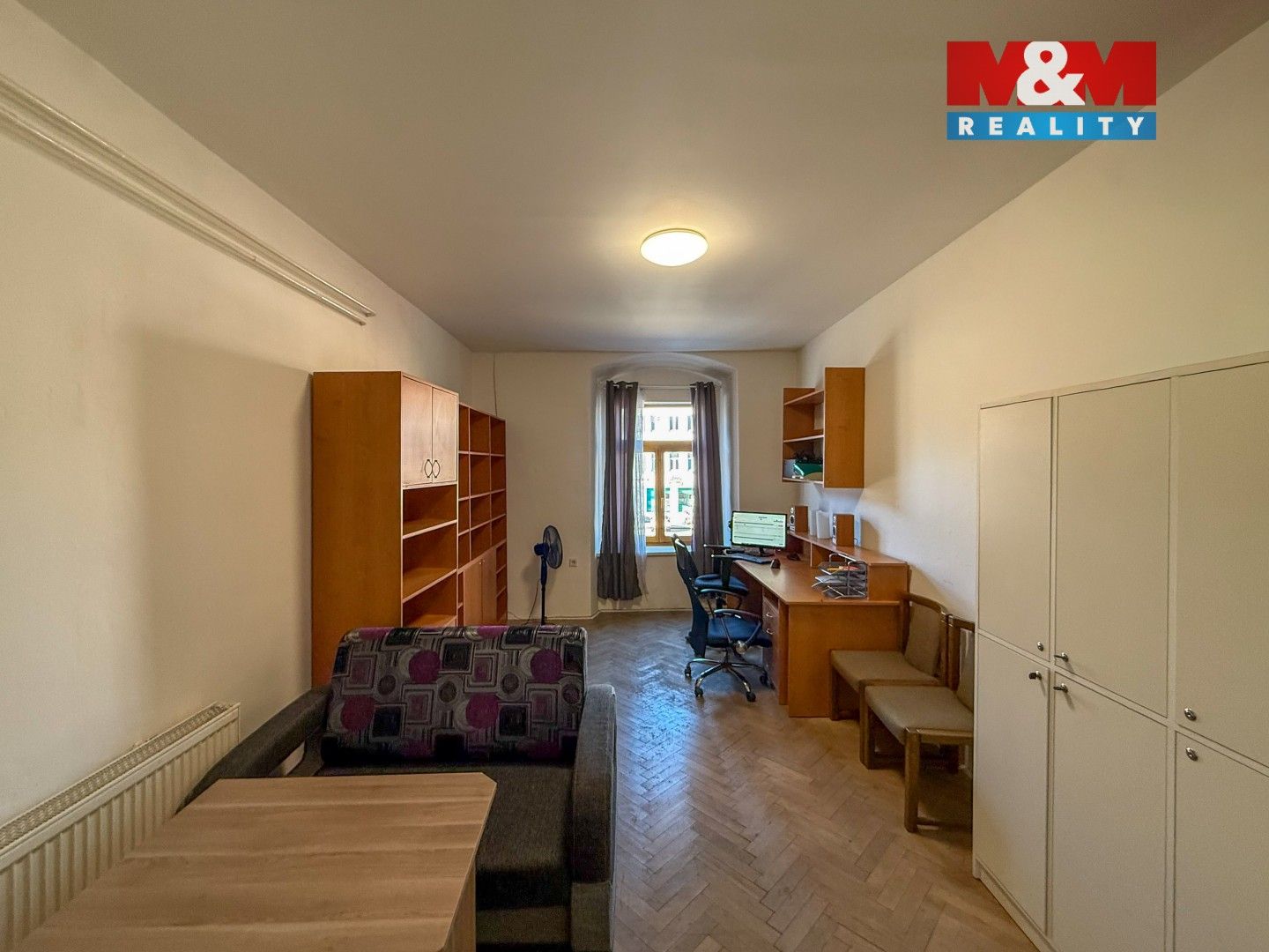 Kanceláře, Smetanovo náměstí, Litomyšl, 37 m² - 2