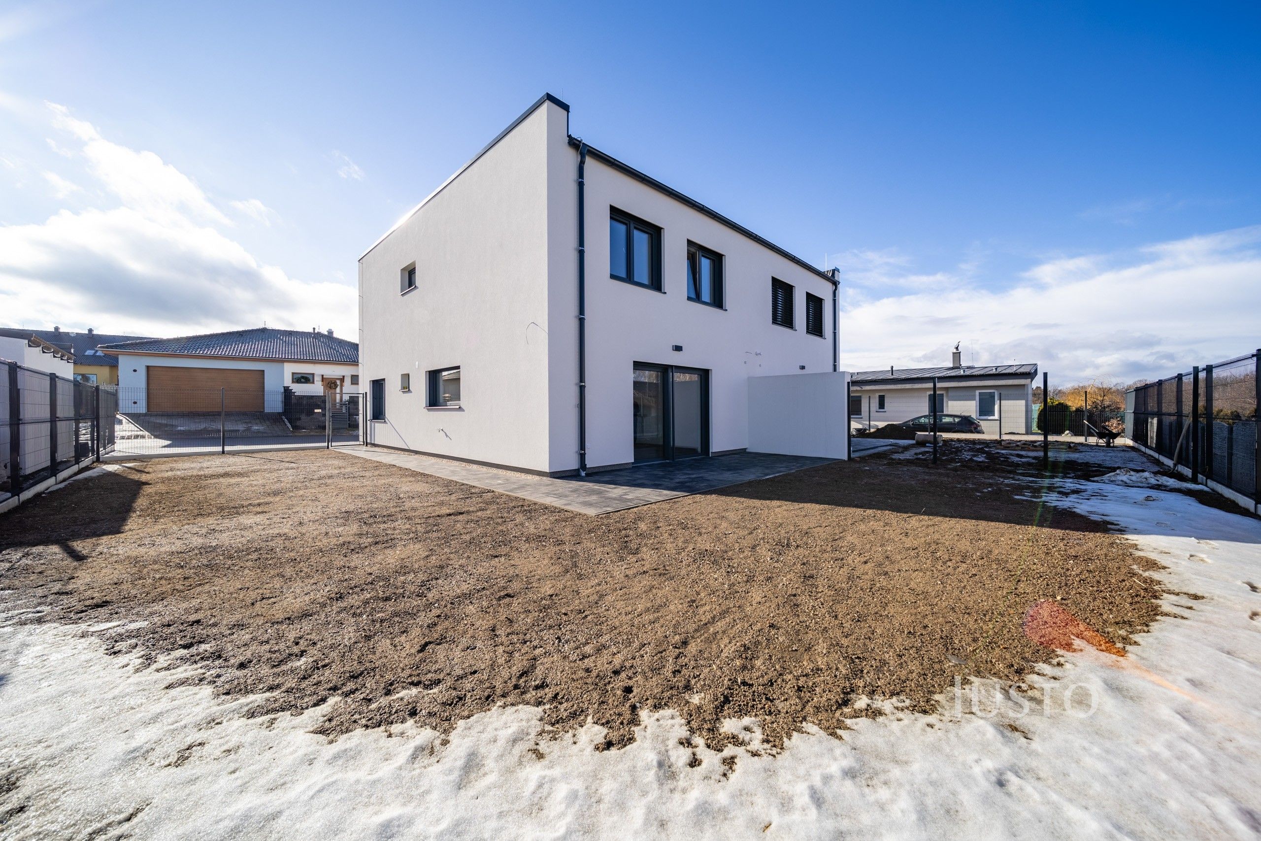 5+kk, Smrková, Srubec, 121 m²