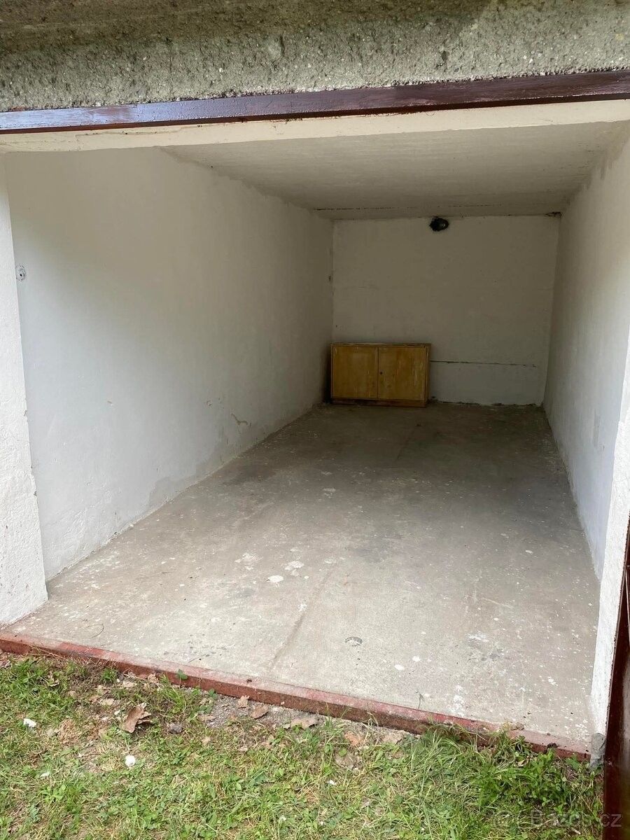 Pronájem garáž - Ostrava, 708 00