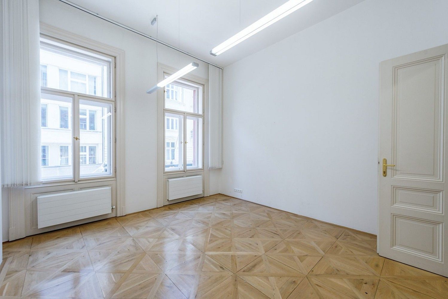 Pronájem kancelář - Praha, 309 m² - 5