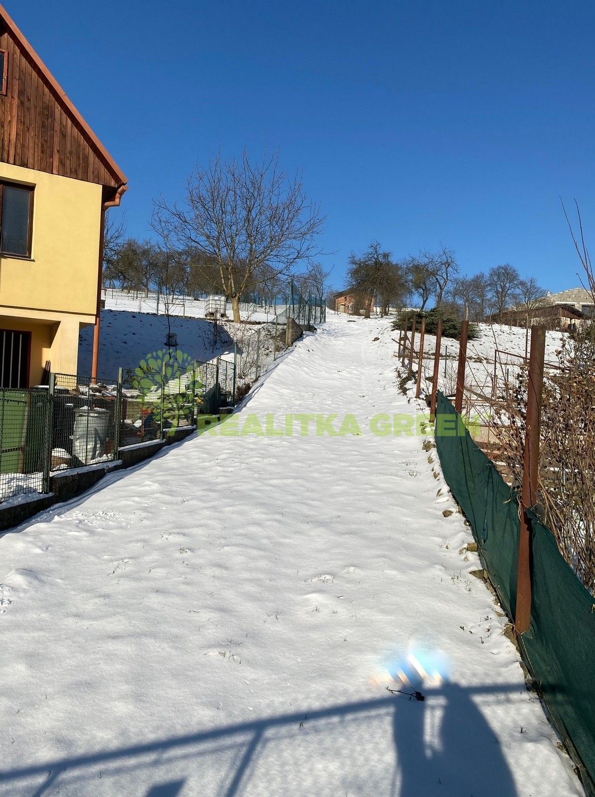 Zahrady, Vítová, Fryšták, 1 898 m²