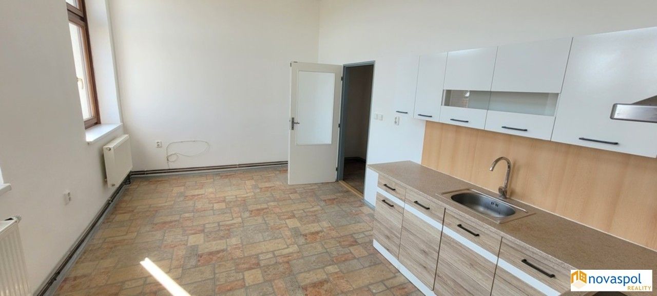 2+1, nám. Jana Žižky z Trocnova, Čáslav, 78 m²