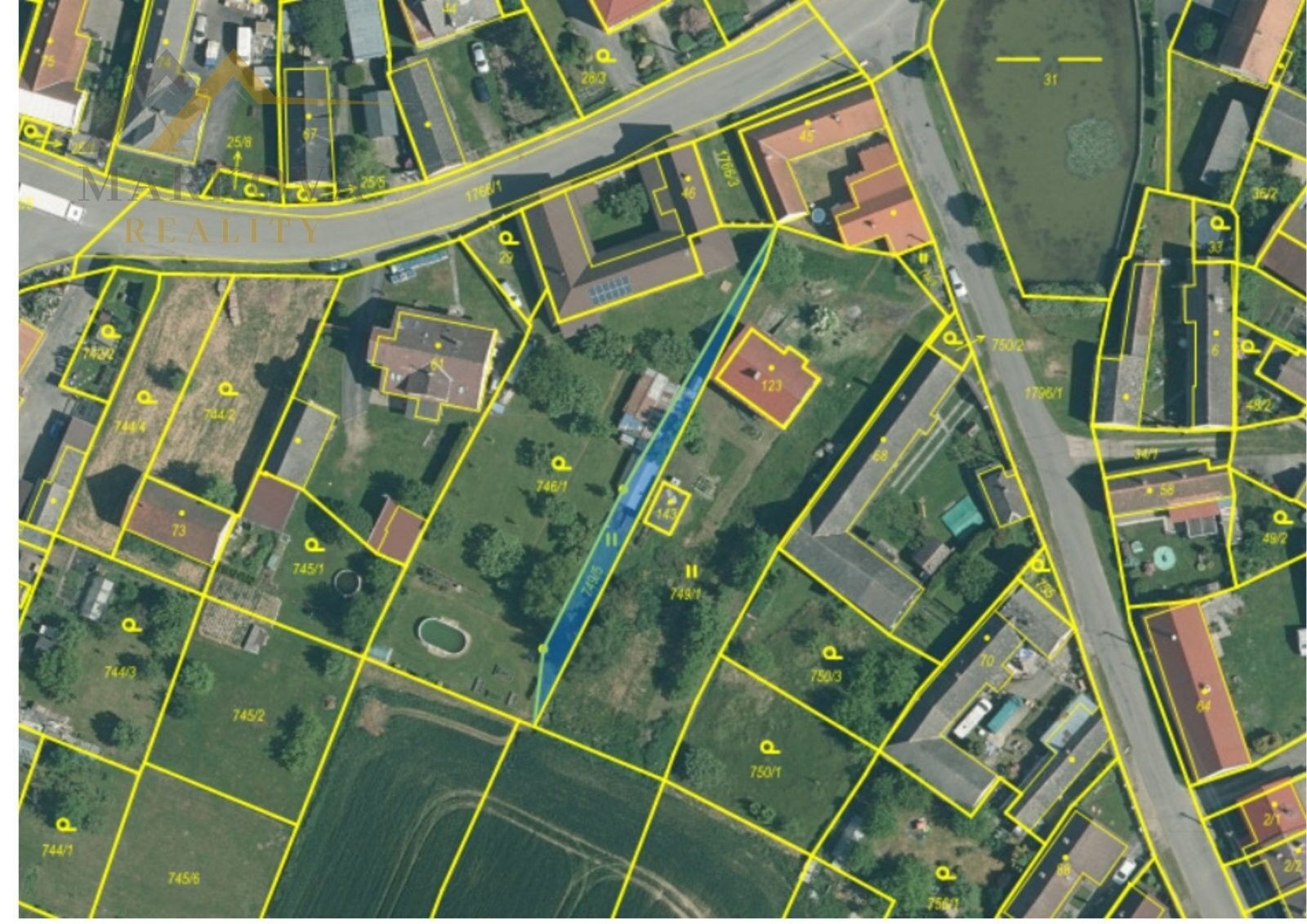 Zahrady, Borkovice, 221 m²