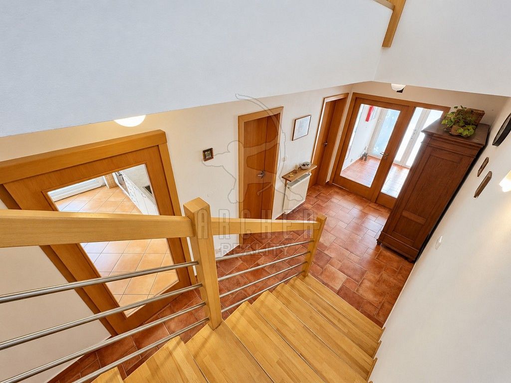 Prodej rodinný dům - Jesenice, okres Praha-západ, Středočeský kraj, 171 m² - 5