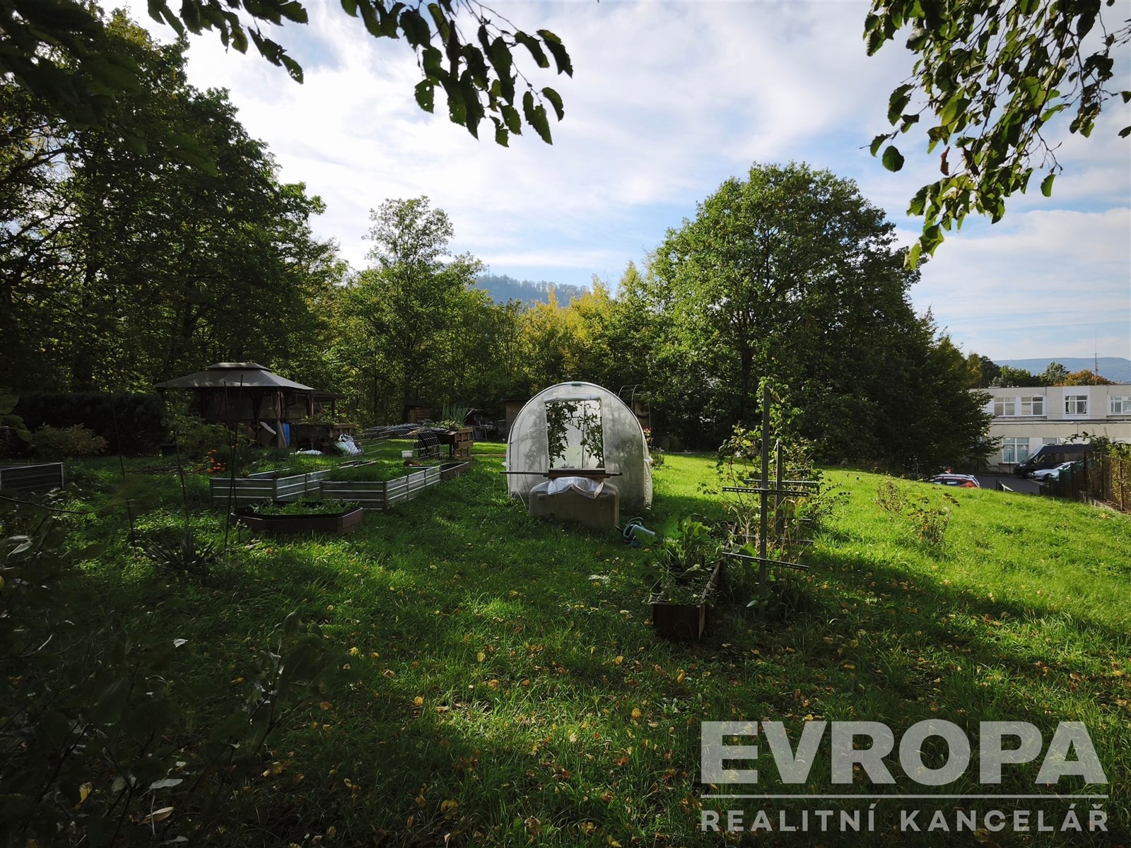 Pozemek pro bydlení, 1 243 m²