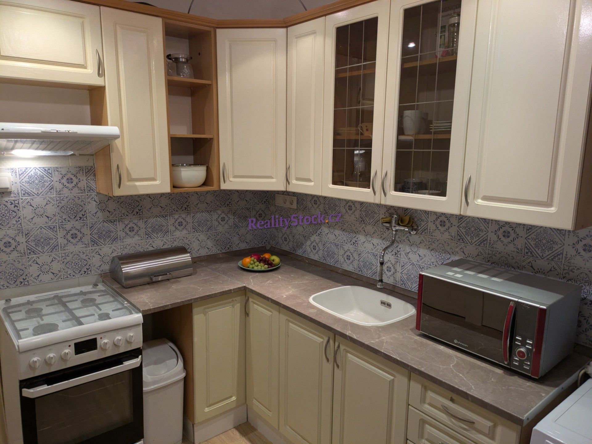 1+1, Seifertova, Praha, 32 m²