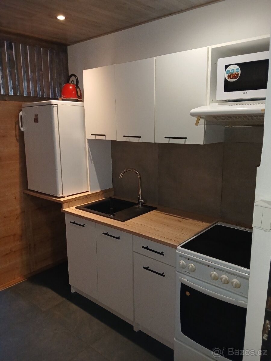 Byty, Tanvald, 468 41