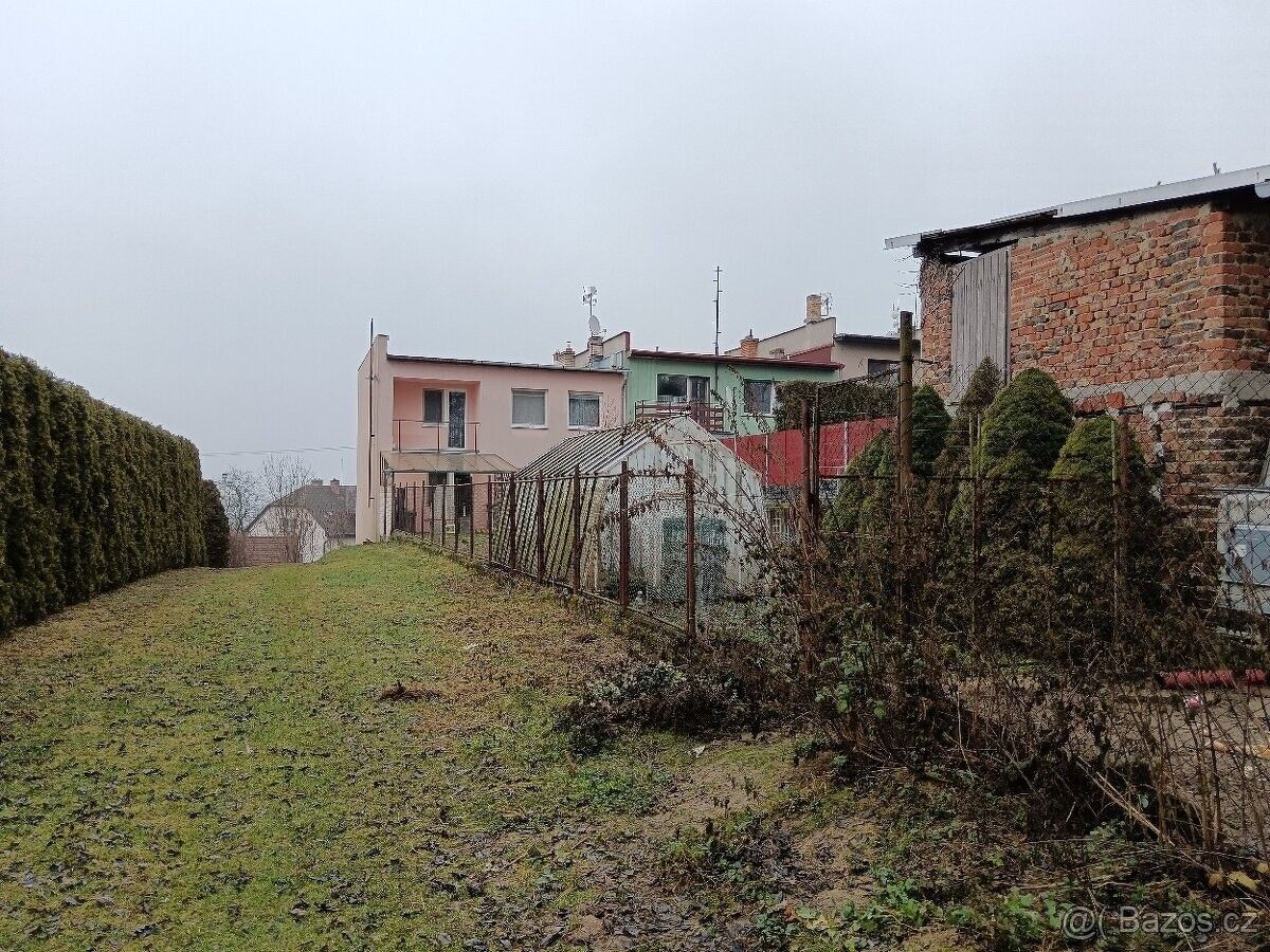 Rodinné domy, Zdounky, 768 02