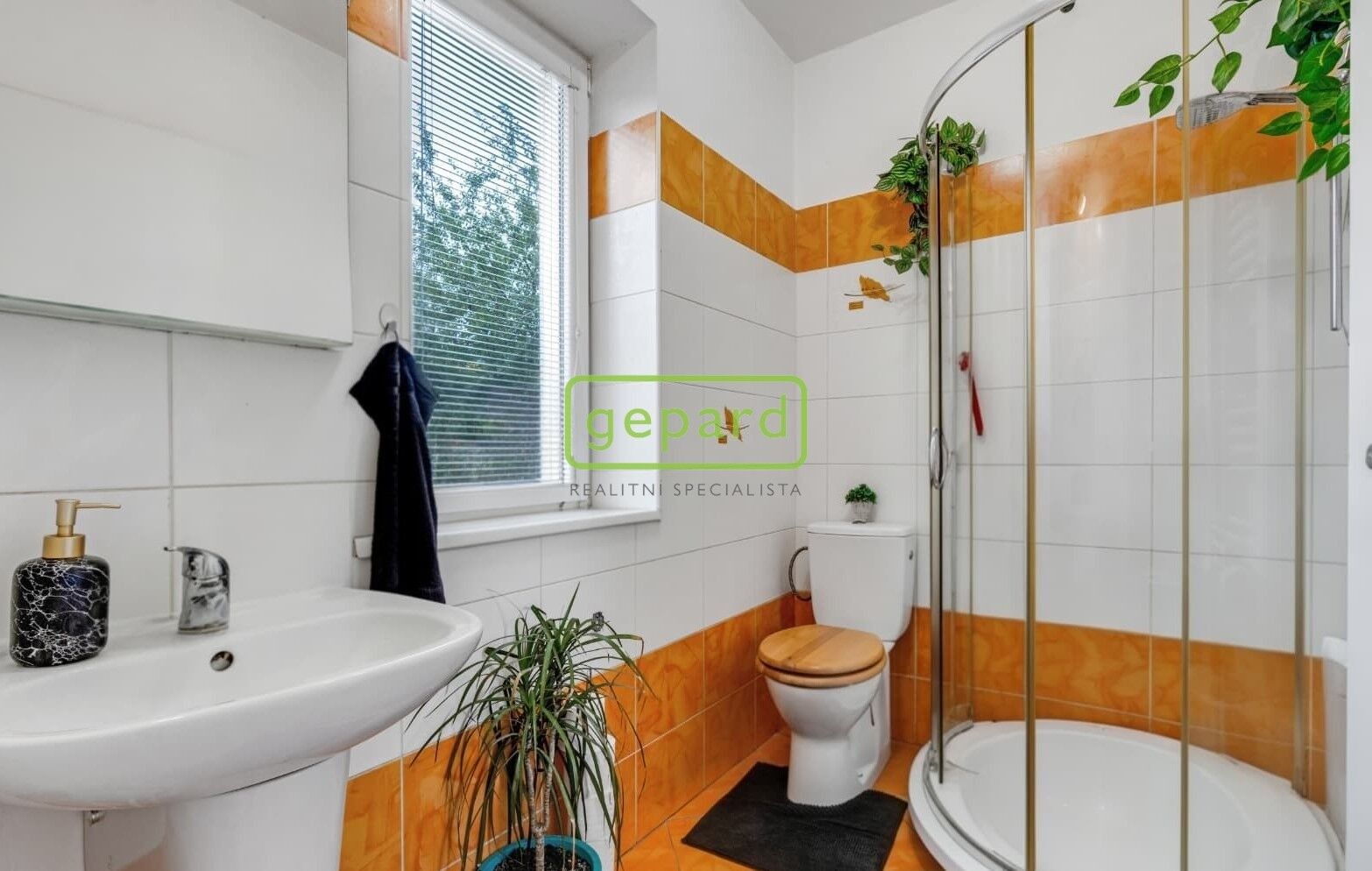 Prodej rodinný dům - Neratovická, Bašť, 91 m² - 5
