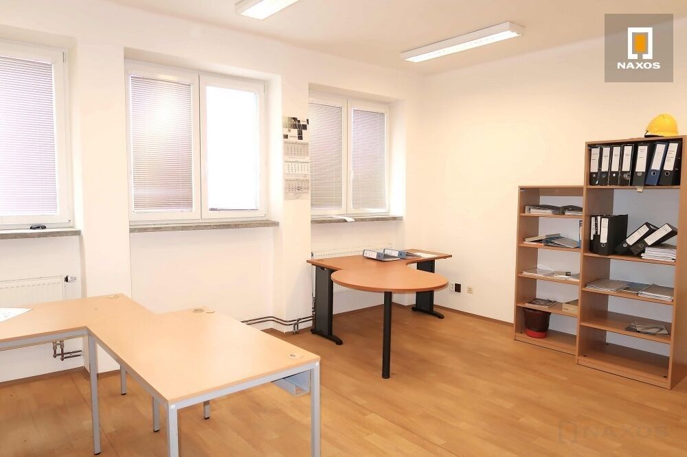 Kanceláře, Závodní, Petřvald, 600 m²