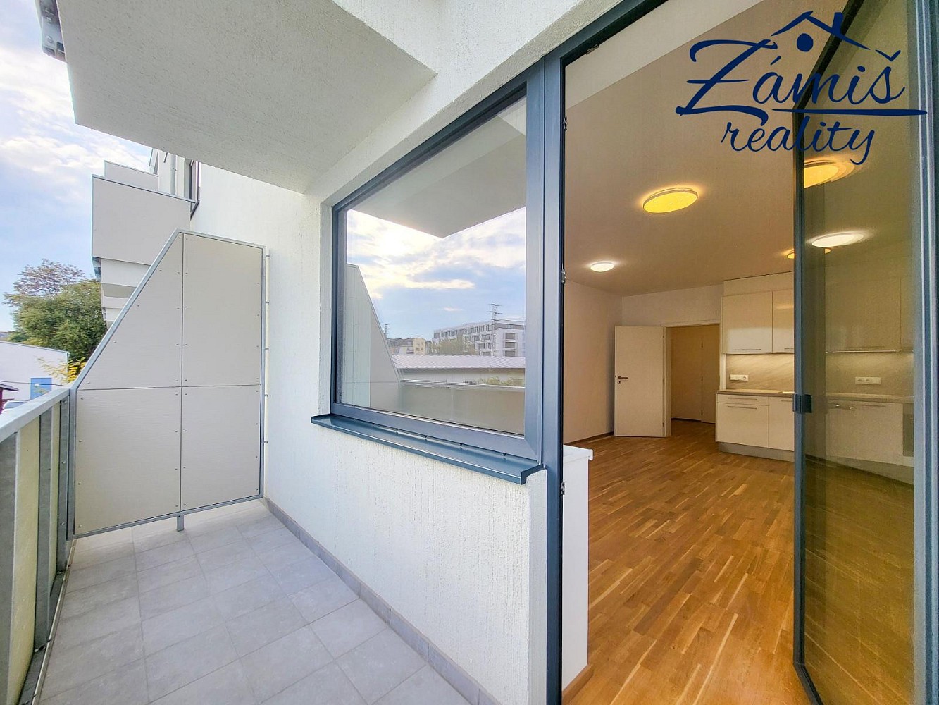 1+kk, Lesík, Kladno, 33 m²