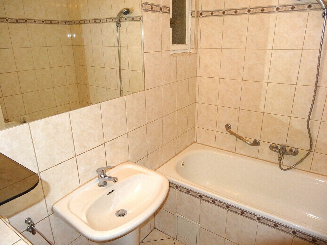 Byt 3+1 · 90 m² · Praha - Holešovice, okres Praha 7, Hlavní město Praha - 3
