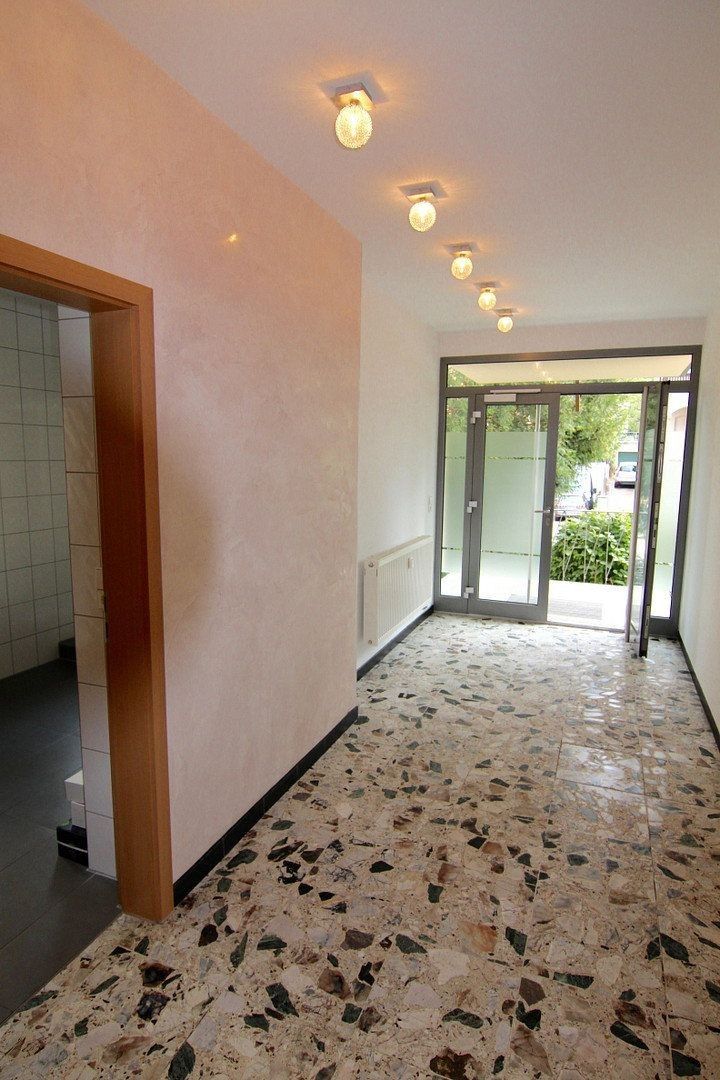 Pronájem byt 4+1 - Stuttgart Süd Baden-Württemberg 70184, 189 m² - 5